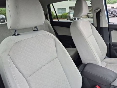 Used 2020 Volkswagen Tiguan S FWD image 33