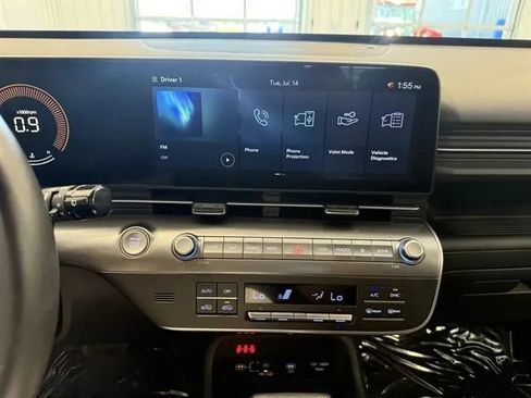 Used 2025 Hyundai Kona SEL AWD/4WD image 34