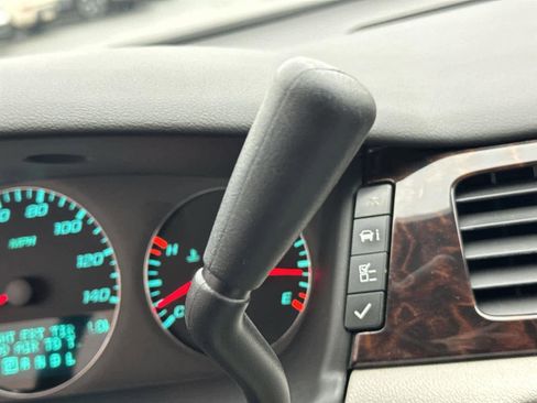 Used 2013 Chevrolet Impala LT image 18