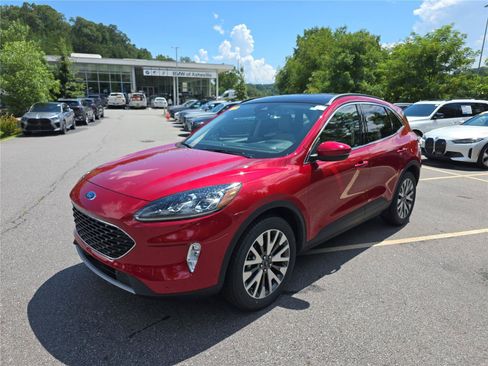 Used 2020 Ford Escape Titanium AWD/4WD image 7