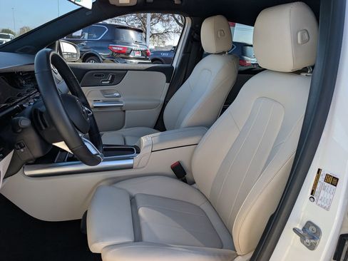 Used 2025 Mercedes-Benz GLA 250 4MATIC image 26