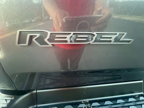 Used 2022 RAM 1500 Rebel AWD/4WD image 40