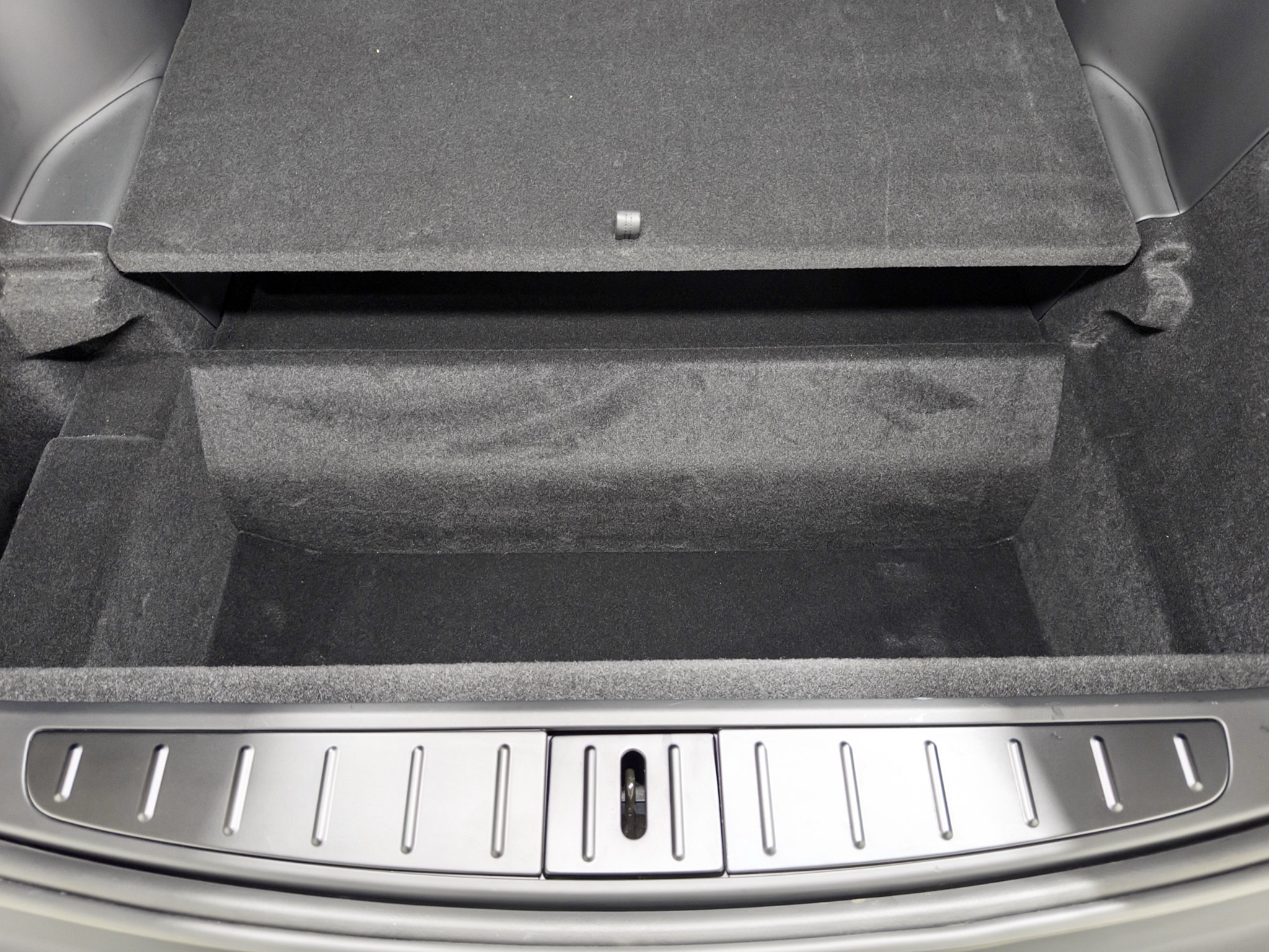 Used 2025 Tesla Model X AWD/4WD image 26
