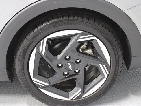 Used 2025 Kia K4 EX FWD image 18