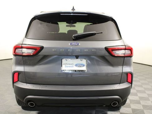Certified 2025 Ford Escape ST-Line image 6