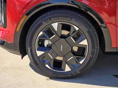 New 2026 Kia Sportage SX image 8