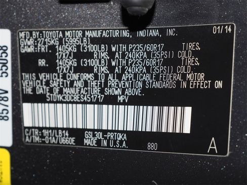 Used 2014 Toyota Sienna XLE image 25