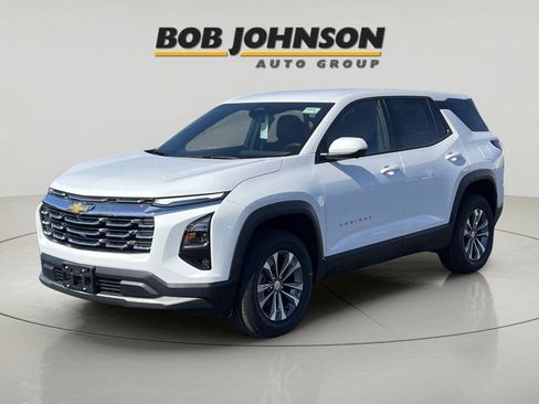 New 2026 Chevrolet Equinox LT w/ Safety and Technology Package FWD image 7