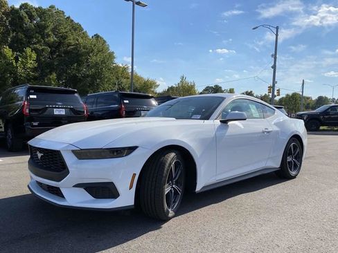 New 2025 Ford Mustang Coupe image 7