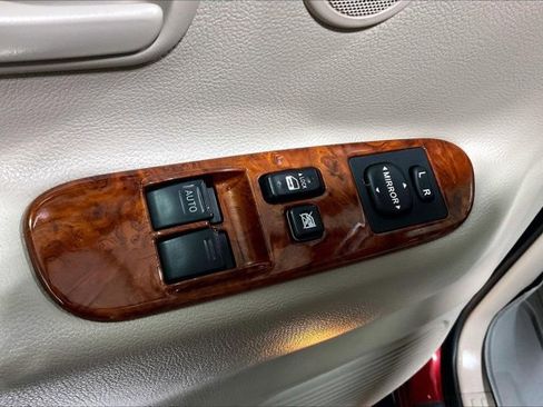 Used 2005 Toyota Tundra Limited image 37