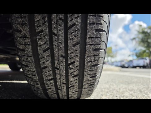 Used 2019 Chevrolet Trax LS w/ Tint and Cruise Package FWD image 11