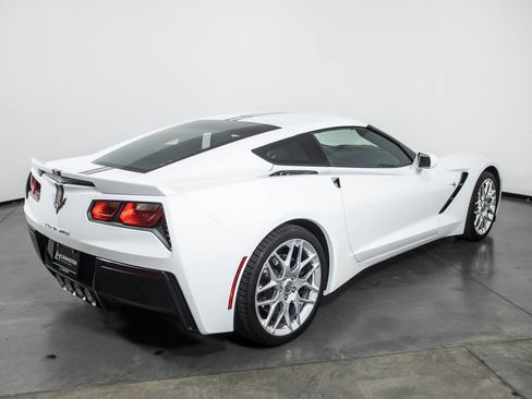 Used 2017 Chevrolet Corvette Stingray Coupe RWD image 13
