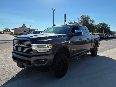 Used 2019 RAM 2500 Laramie AWD/4WD image 1