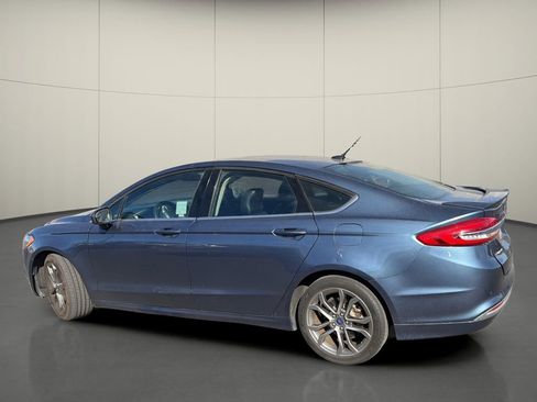 Used 2018 Ford Fusion SE w/ Equipment Group 201A image 5