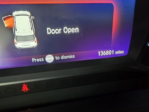 Used 2019 Honda Pilot Touring image 39