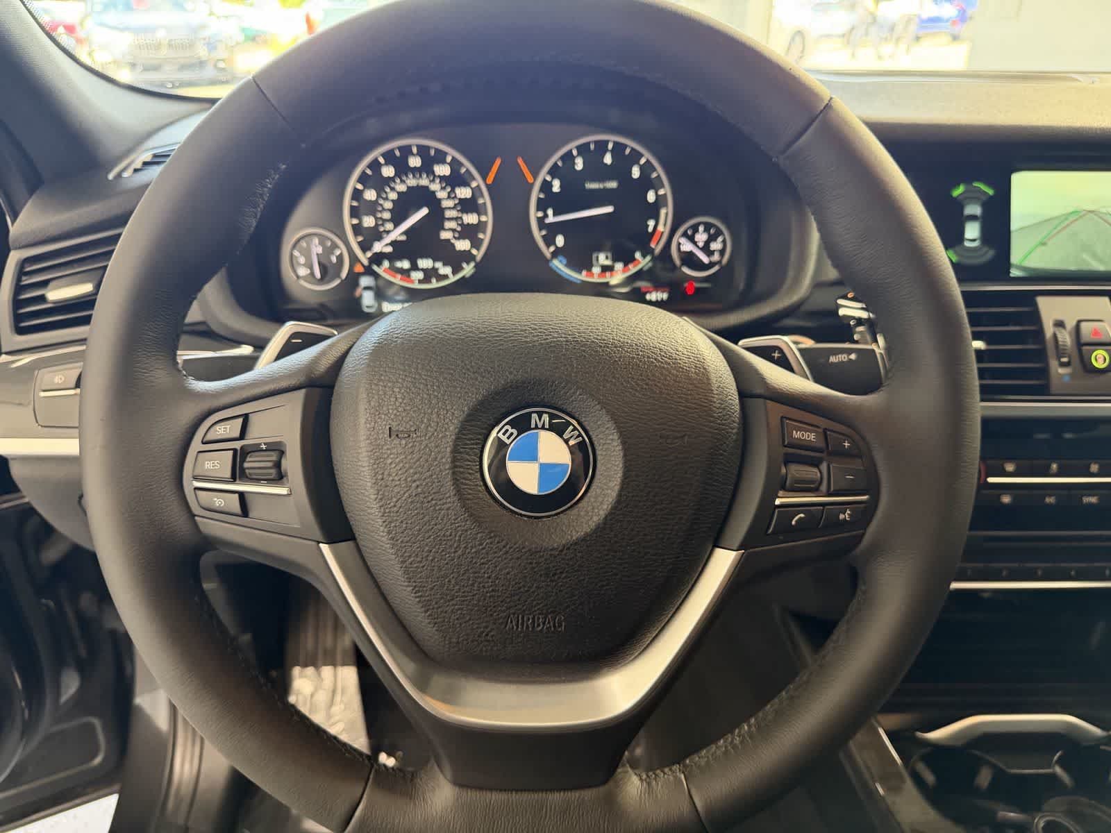 Used 2018 BMW X4 xDrive28i AWD/4WD image 16