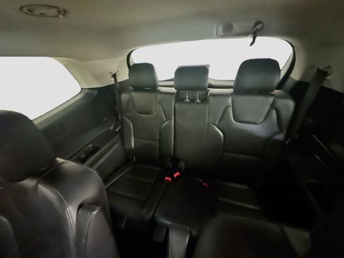 Used 2025 Kia Telluride S AWD/4WD image 31