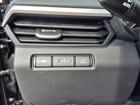 Certified 2022 Nissan Altima 2.5 SV AWD/4WD image 29