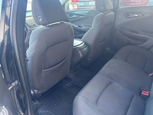 Used 2018 Chevrolet Malibu LS FWD image 15