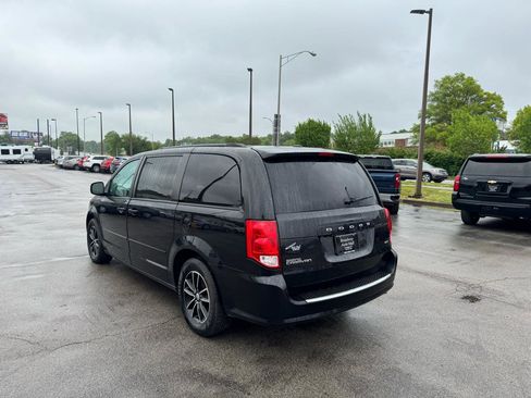 Used 2017 Dodge Grand Caravan GT FWD image 5
