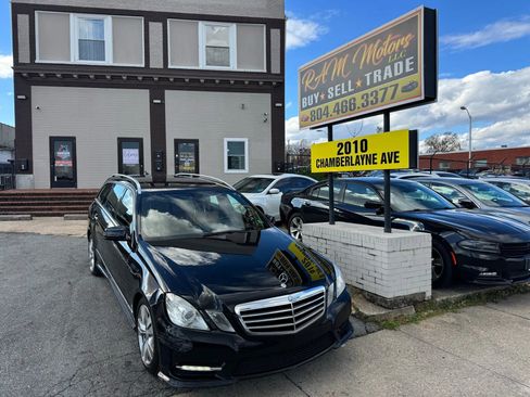 Used 2013 Mercedes-Benz E 350 4MATIC Wagon image 1
