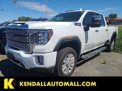 Used 2022 GMC Sierra 3500 Denali w/ Denali Ultimate Package AWD/4WD image 1