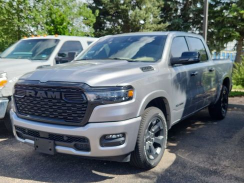 Used 2025 RAM 1500 Big Horn AWD/4WD image 3