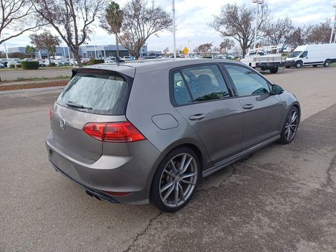 Used 2017 Volkswagen Golf R 4-Door image 4