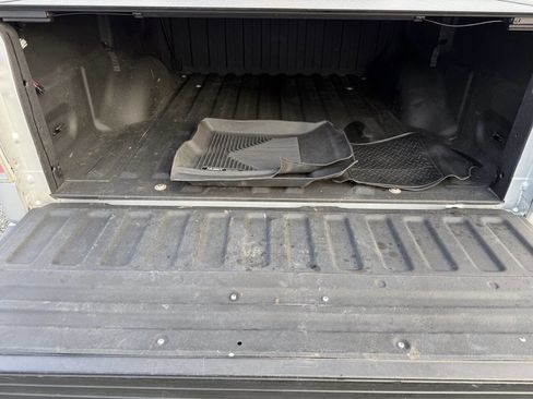 Used 2014 Ford F150 XLT image 13