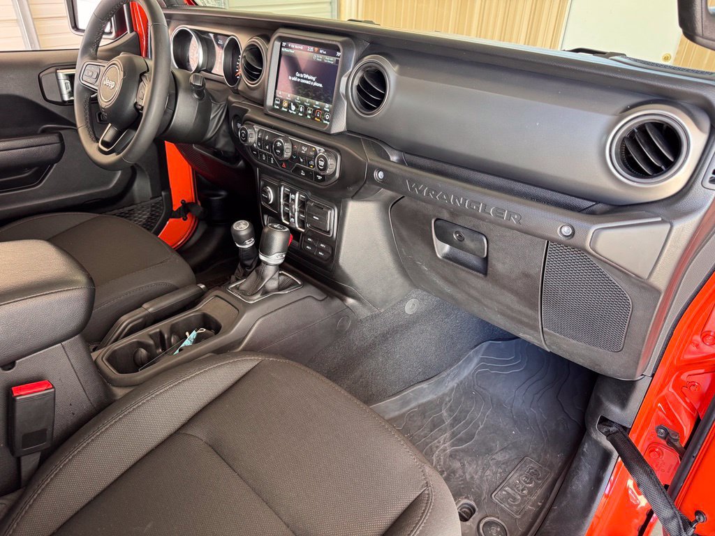 Used 2023 Jeep Wrangler Unlimited Sport AWD/4WD image 16