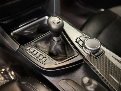 Used 2016 BMW M3 RWD image 28