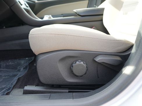 Used 2017 Ford Fusion S FWD image 15