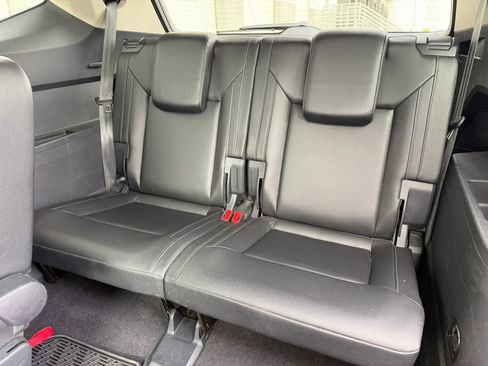 Used 2019 Volkswagen Atlas SE w/ Panoramic Sunroof Package image 12