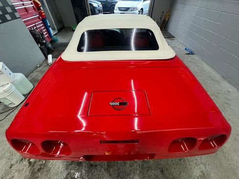 Used 1991 Chevrolet Corvette Convertible image 6