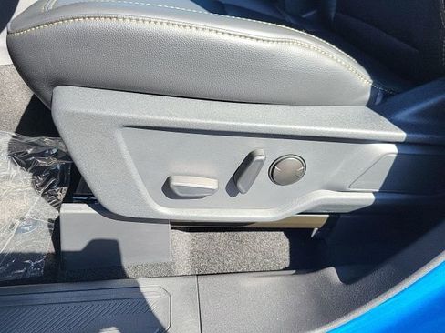 New 2025 Ford Bronco Badlands image 12