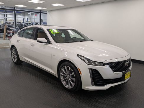 Used 2022 Cadillac CT5 Premium Luxury image 3