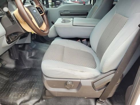 Used 2011 Ford F250 XL w/ XL Value Pkg AWD/4WD image 14