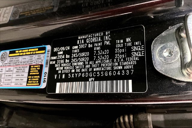 Used 2025 Kia Telluride S AWD/4WD image 41
