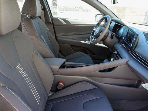 New 2026 Hyundai Elantra SEL Sport Premium FWD image 19