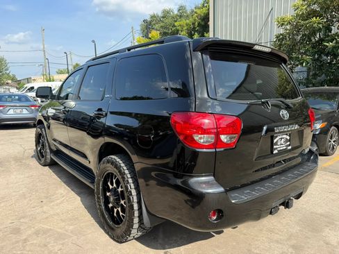 Used 2013 Toyota Sequoia SR5 w/ Premium Pkg RWD image 5