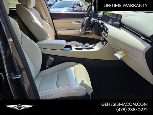 New 2026 Genesis GV70 2.5T Select image 19