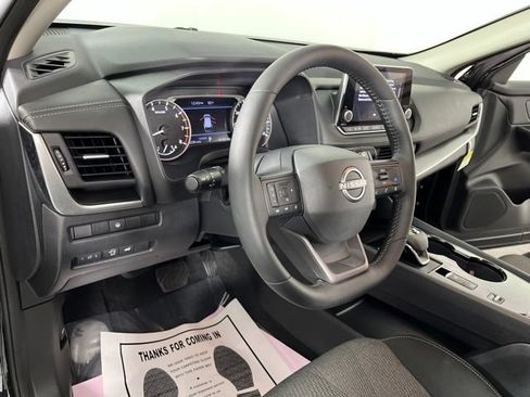 Certified 2026 Nissan Rogue SV FWD image 14