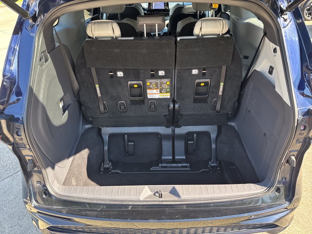 Certified 2021 Toyota Sienna XSE w/ XSE Plus Package AWD/4WD image 31
