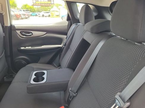 Certified 2020 Nissan Rogue Sport S FWD image 12