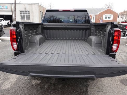 Used 2024 GMC Sierra 1500 Pro w/ Graphite Edition image 24