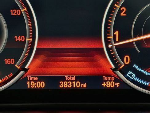 Used 2018 BMW 650i Convertible RWD image 39