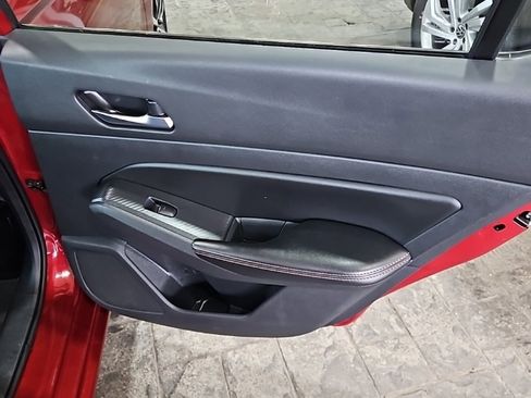 Used 2021 Nissan Altima 2.0 SR image 15