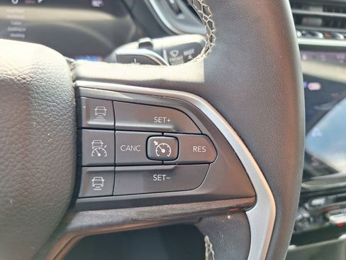 Used 2023 Jeep Grand Cherokee L Limited image 21