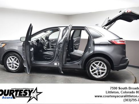 Used 2021 Ford Edge SEL image 46