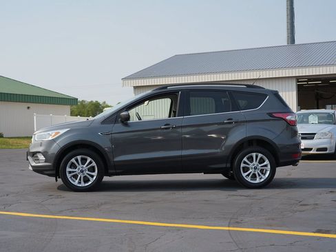Used 2018 Ford Escape SE AWD/4WD image 6